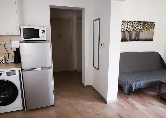 Nea Elvetia Metro Station Thessaloniki-νέα ελβετία στάση μετρό Apartamento *